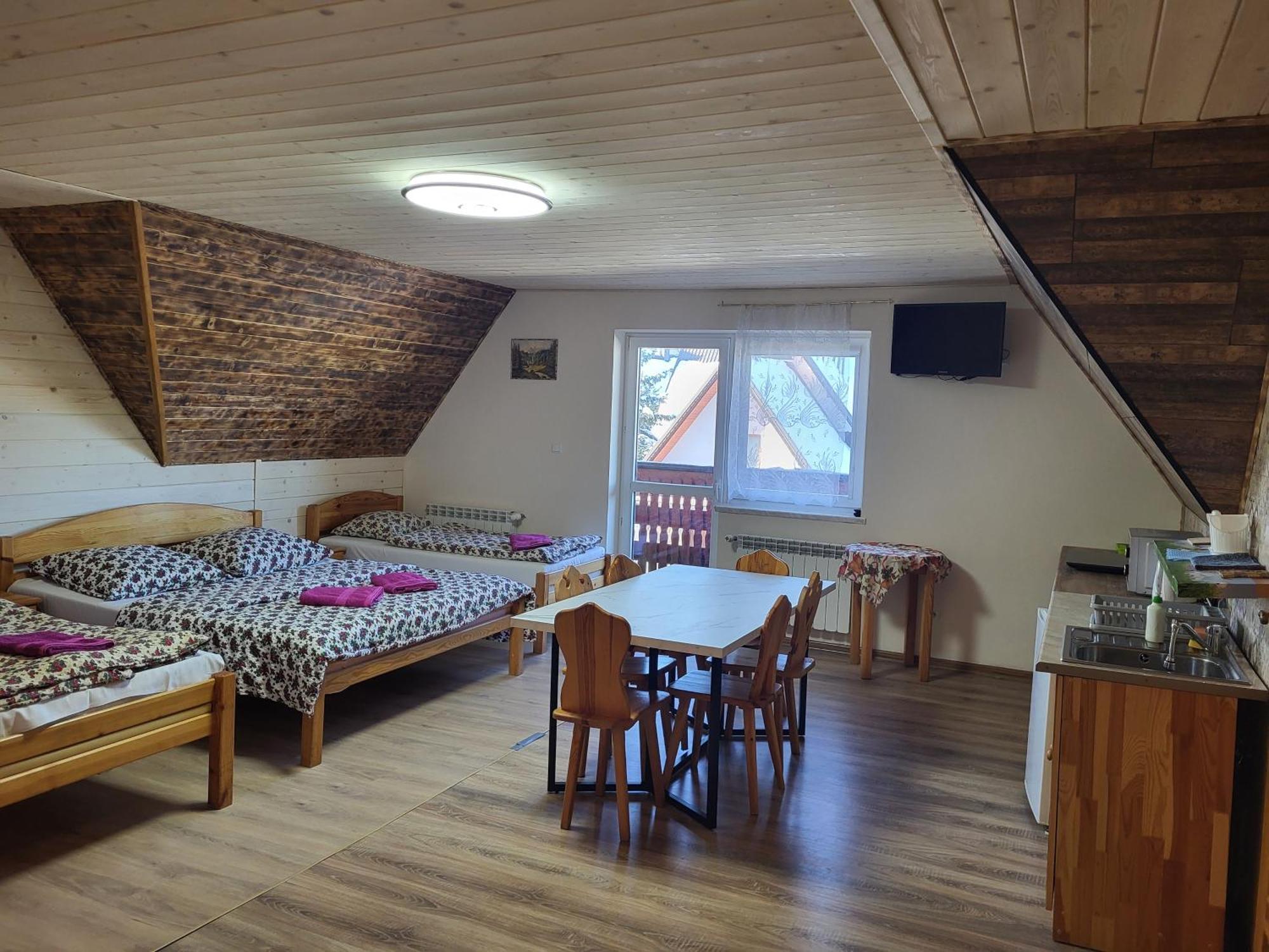 Apartamenty I Pokoje Goscinne Nowita Zakopane Exterior foto