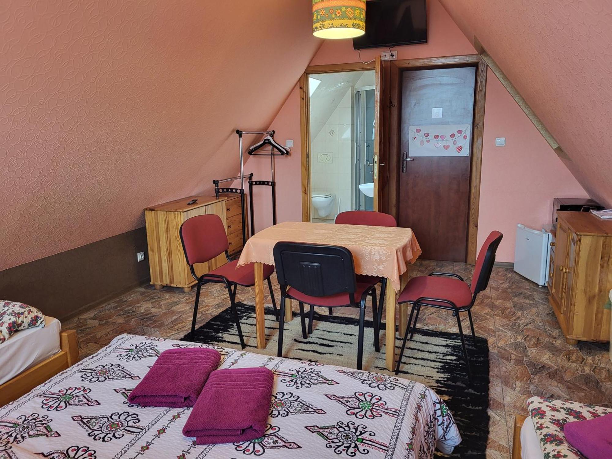 Apartamenty I Pokoje Goscinne Nowita Zakopane Habitación foto